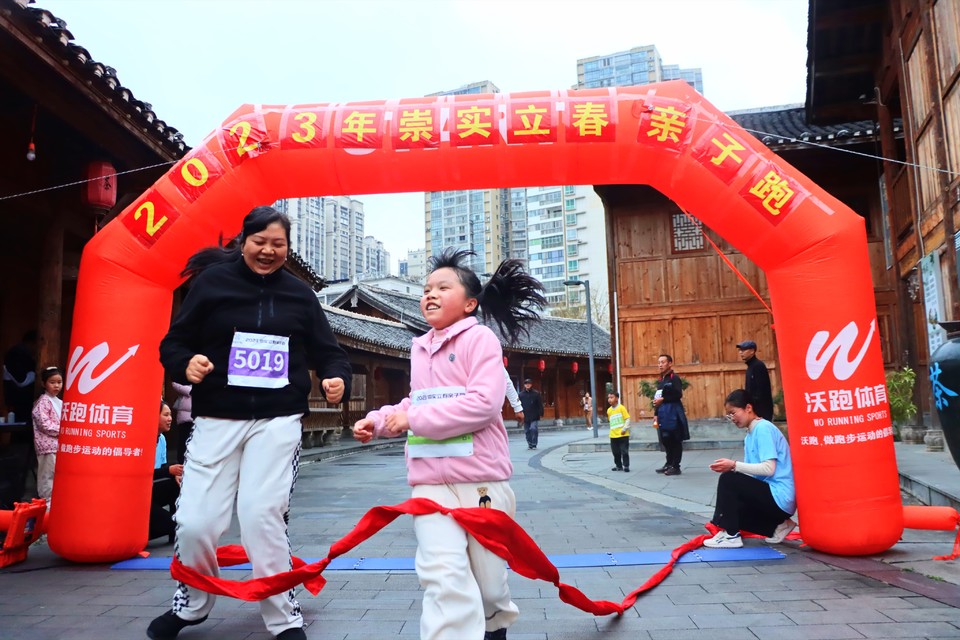 C18BFD24-2389-46BB-8F1A-E61CC823A97D