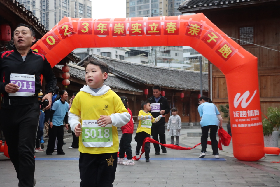 255DC47F-0E82-478A-B7AF-06F01FEA82BA