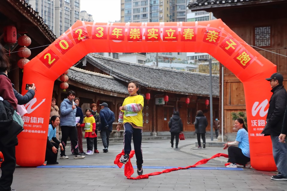 7EDBA4D6-3EC6-4FF1-85C9-D6E96748B876