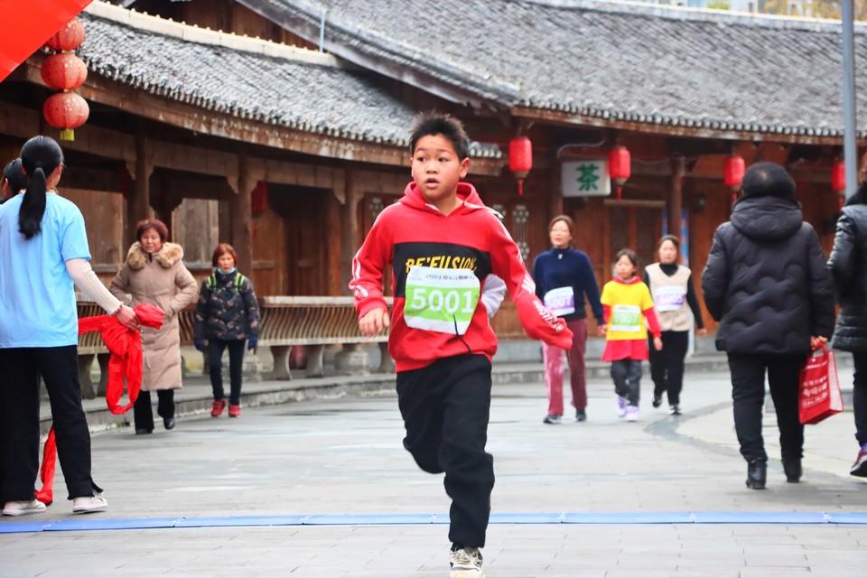 72DA3129-50CC-49A2-ACE6-B89D51C1A24D