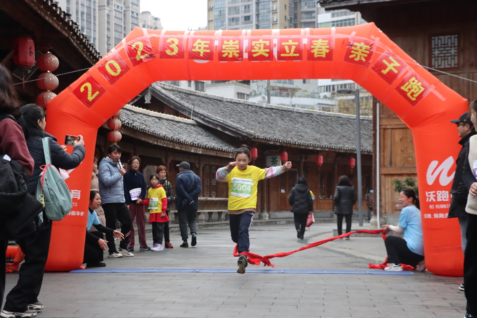 BF0F915F-297A-4A9D-A51E-A828636EB7B8