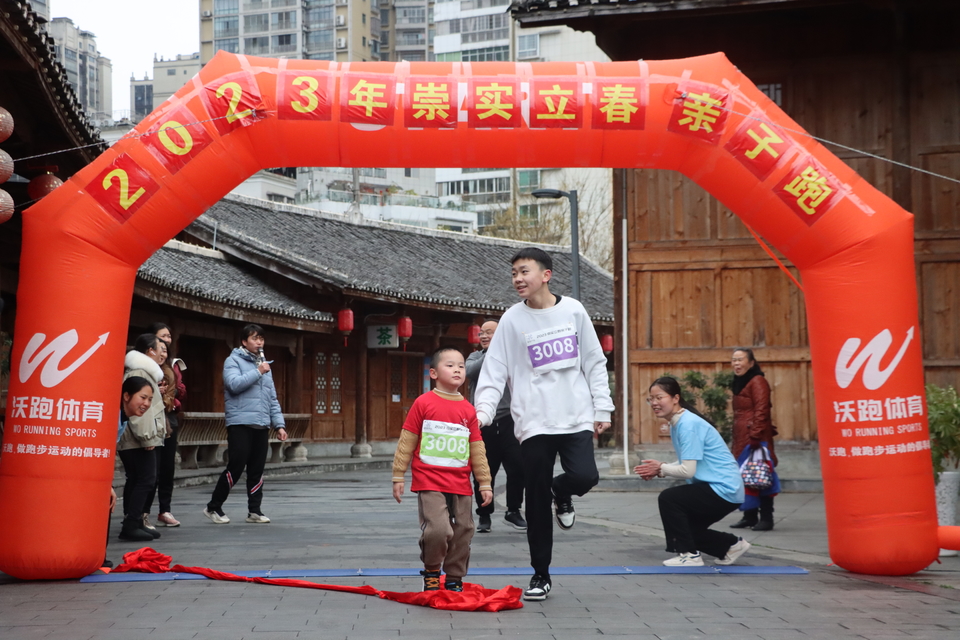 F9A9DC3F-069F-4475-91B9-473101BE1E3D