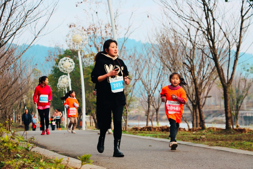 4C3A593E-C034-4D45-93D0-637AF0102C25