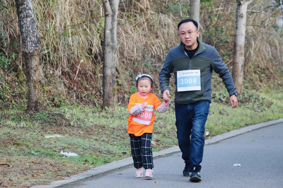 DE655D67-F1E3-4545-B1CD-B96581161EFA