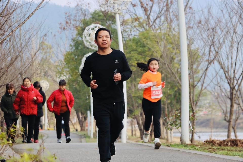 18D36A30-CE95-4B3F-A5AB-4F5CD0E6931F