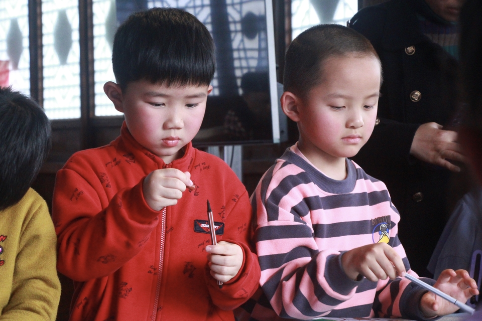 CB49032F-C06E-4552-AE62-7933A1B9709C