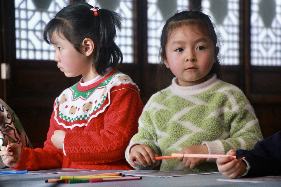 16104496-E6D0-44DD-8CBD-33BAA7EE1FCE