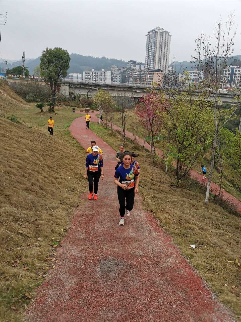 u077_XBPkZdkPHI_lZbsGeLmQwbqKmF5SGTHNy5OG3XIIZzbIltam1JoYr6x5Msj