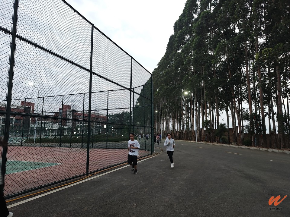 fGKOIvJSVzzKS3HFc_L9xxokTFINSNXsSbavX687JkWRKAIx011Kij2cWBevnGiA