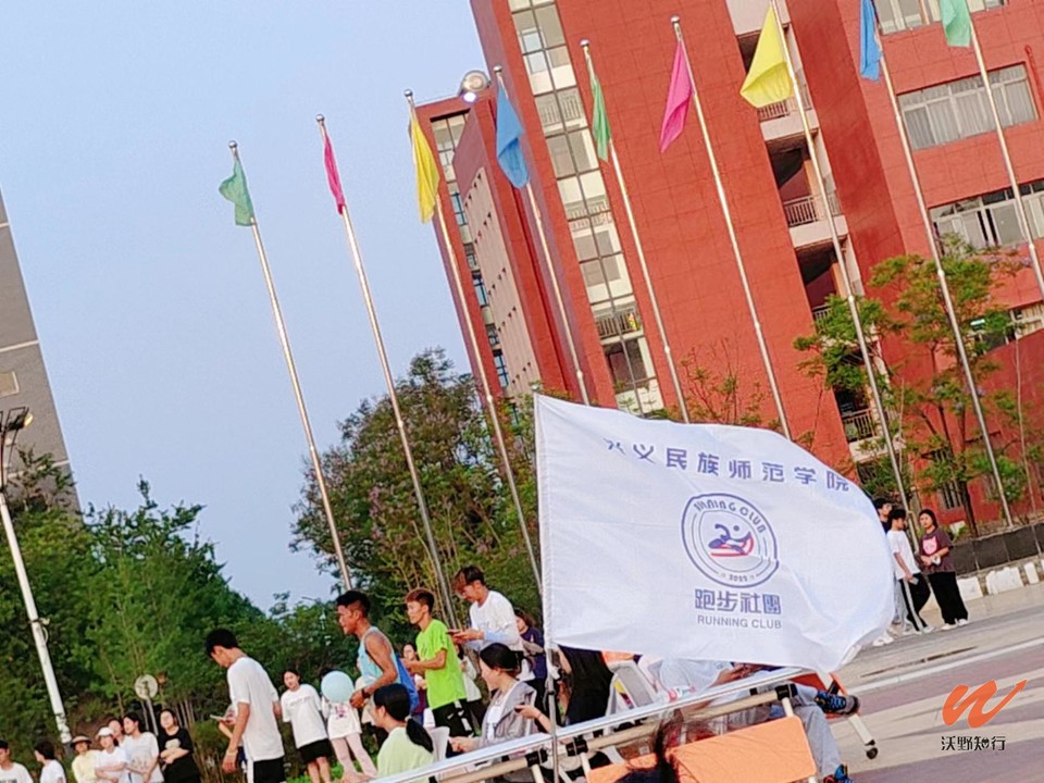 fGKOIvJSVzzKS3HFc_L9x-XUuWckF3OqPeNmaYA4gPb3ifuNoY_NGCNSpSPf-rTa