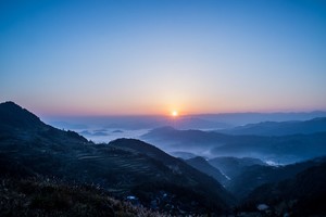 黔东南州第十五届庆祝“五一”国际劳动节职工登山比赛暨双拥体育活动