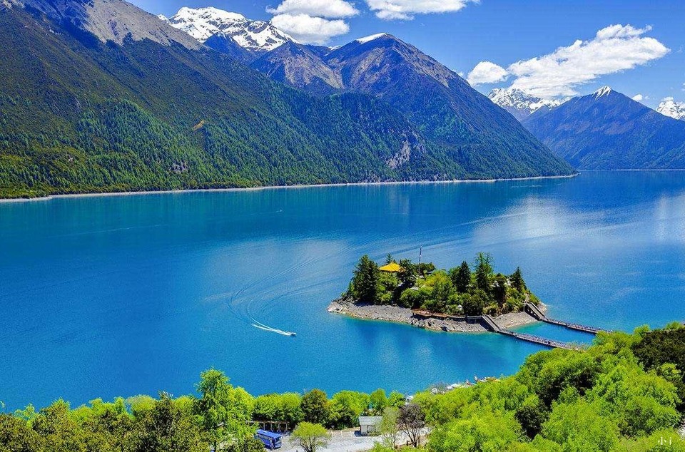 027e11b2874d50497c99e6a3b7792c3a