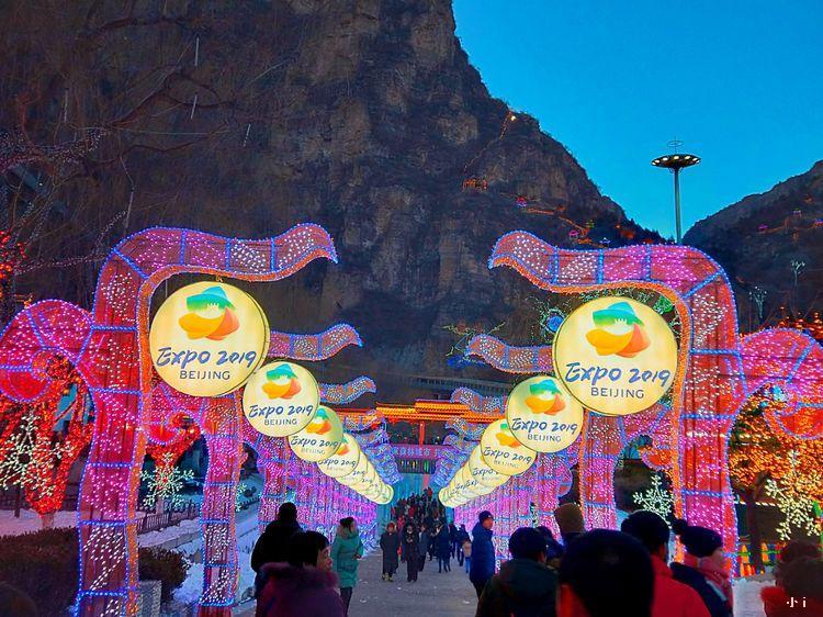 8eb77cc05fe94b07a7ba2afe23b3ffad