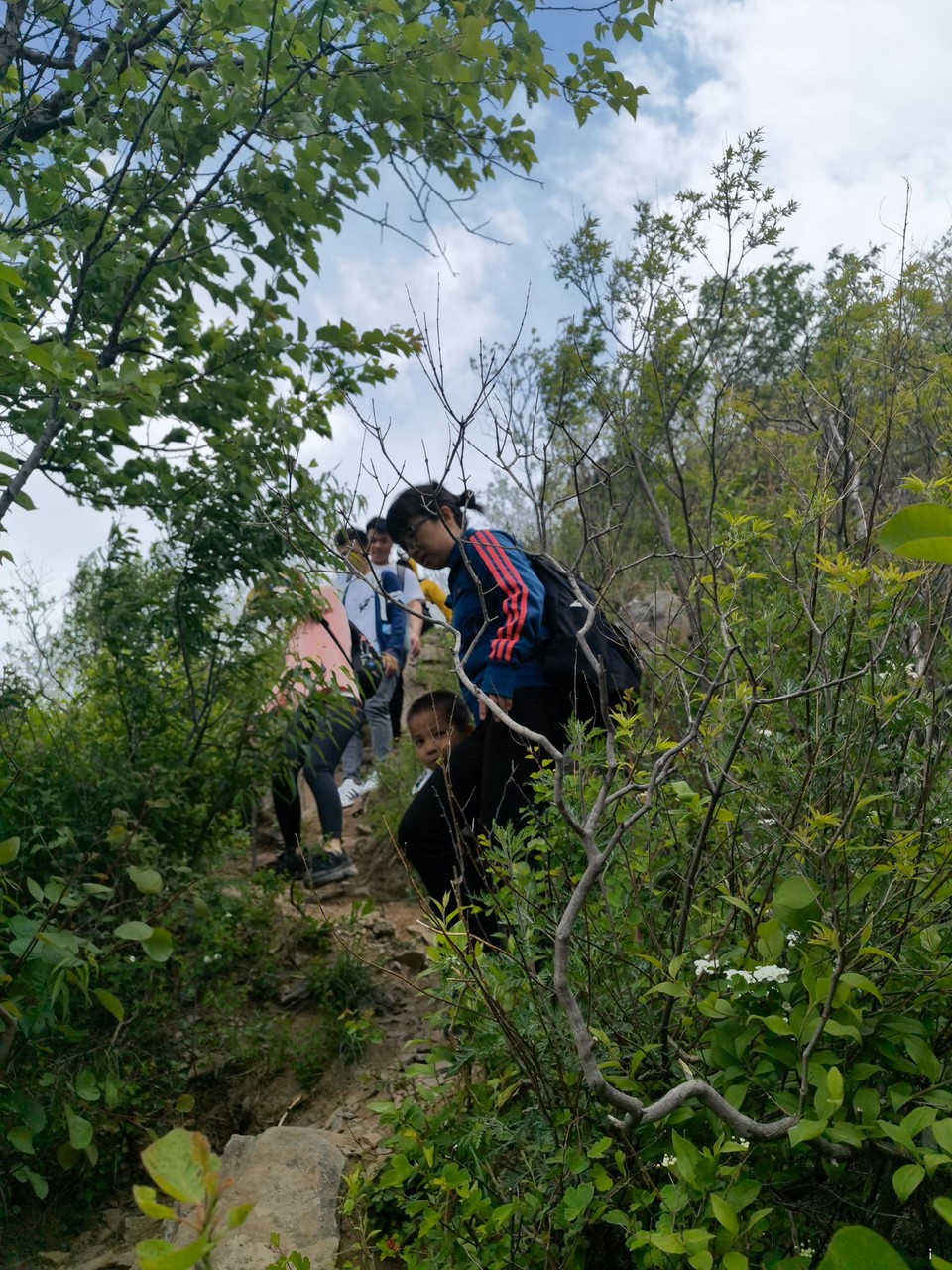 u8A8_p2cOXlT-s-yMeoQBQ5RGhTIKpk6QC5QkAxlR4Je5sW-mPM-5FUca4gfJRdL