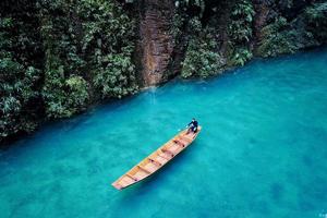 地道恩施5日全景，绝壁、地缝、清山碧水、轻奢营地、古老吊脚楼，北纬30度的秘境