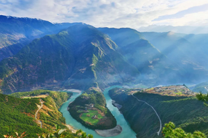 2025【三江奇观】天境怒江丨太古秘境“独龙江”丨人神共居“丙中洛”丨德贡公路丨6天5晚隐世之旅