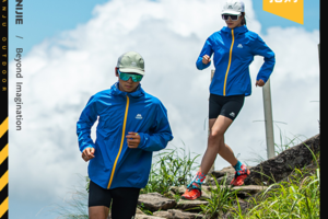 【限时大促】奥尼捷男女款越野跑轻薄防风防雨透气连帽冲锋衣FM5203/FW6203