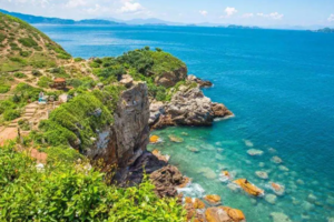 【元旦】广州出发！深圳杨梅坑1日游！徒步海角山脉，最美海岸线，登顶大雁顶，打卡《美人鱼》拍摄地~