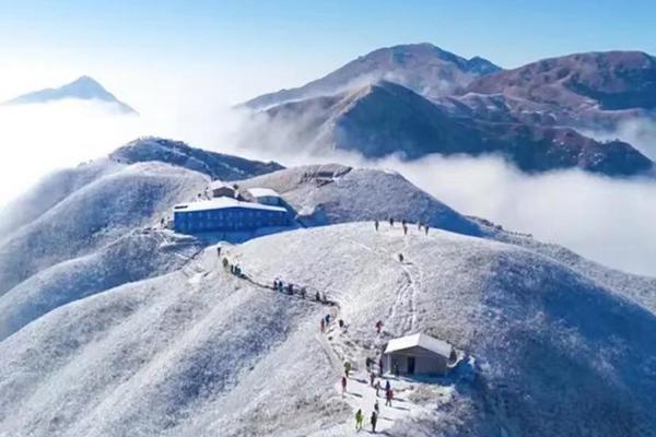 已成行【白色武功山】  周一 12.18晚~20号 ：向云端高山草甸，邂逅冰雪奇缘~精华穿越（12人成团，放心报名）