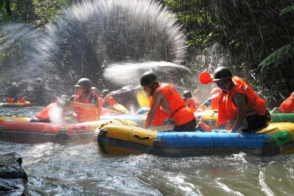 【清爽刺激】6.19周日，清远笔架山漂流，夏季第一泡