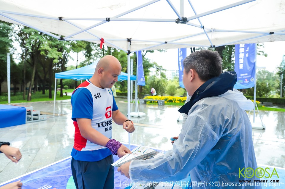 vbox11075_IMG_0774_143045