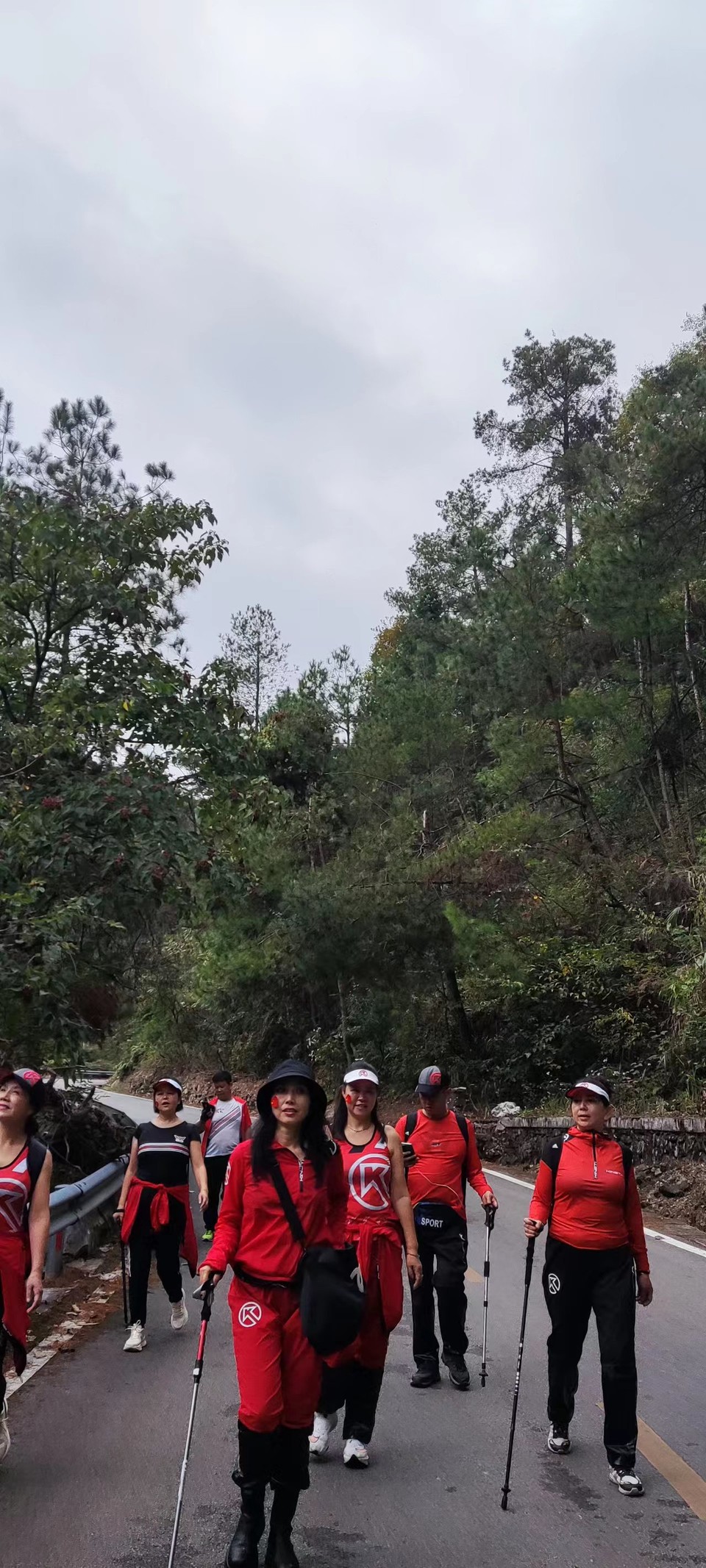 CZSMNiE-xpzCpdLxpP5zUPv7aSb8lv6TBtuPMIoA5oiYTfjy_dG_CbLSlC1TPgav