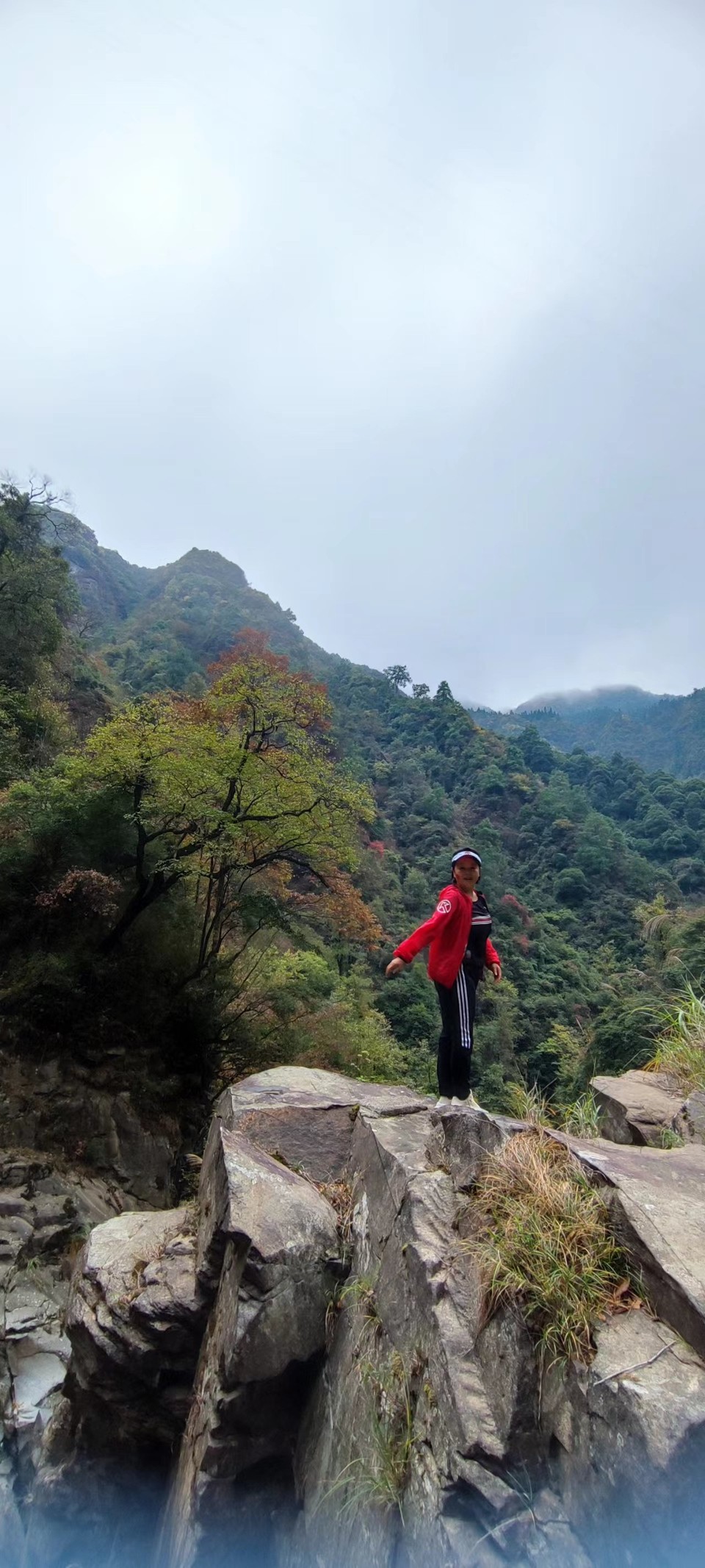 CZSMNiE-xpzCpdLxpP5zUNV_l6osM8gQbMYCRnqsaZ1sZMLS6sl2T7RBxNCuXFKW