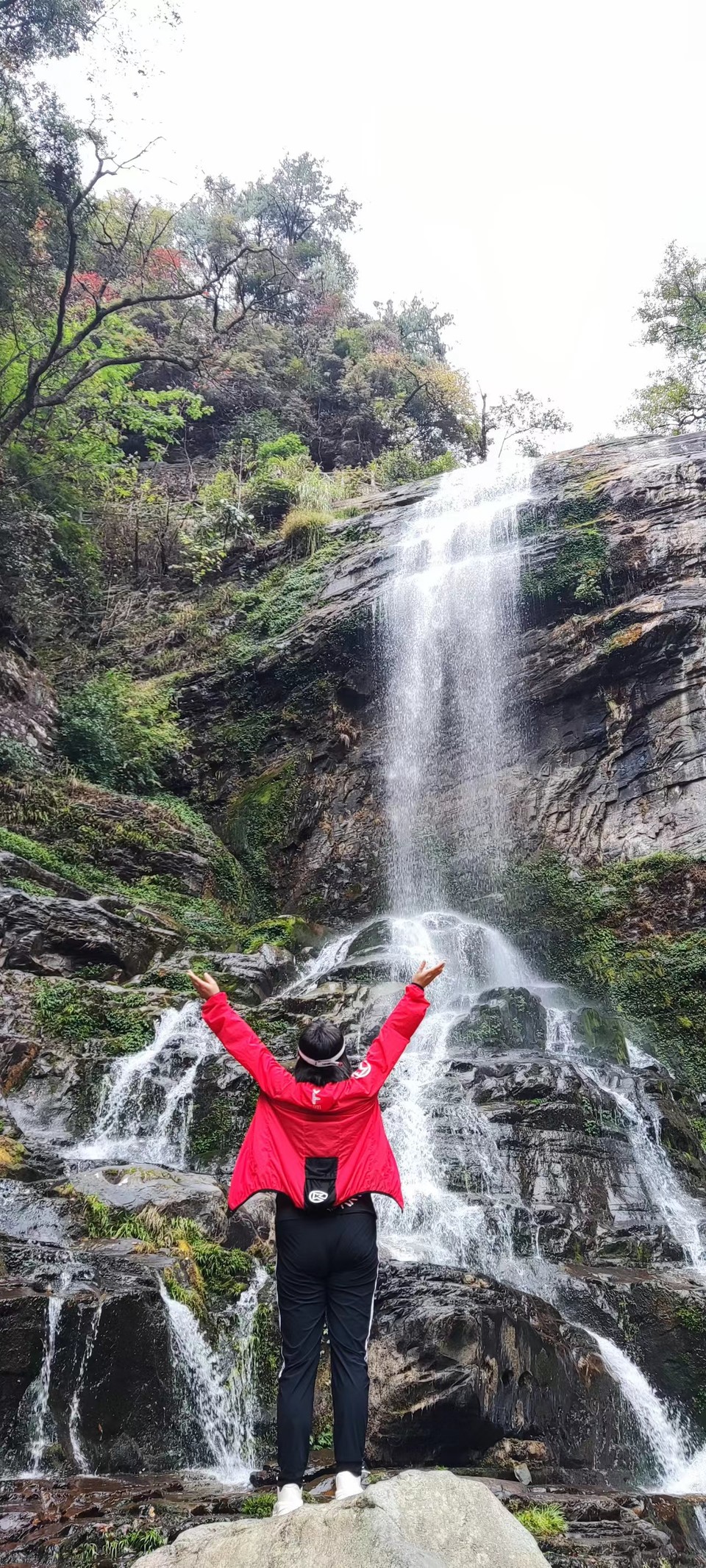 CZSMNiE-xpzCpdLxpP5zUDPbgNj_GRYblGNu3Zx9s3-GUYLgwi007l9P_z5F642c