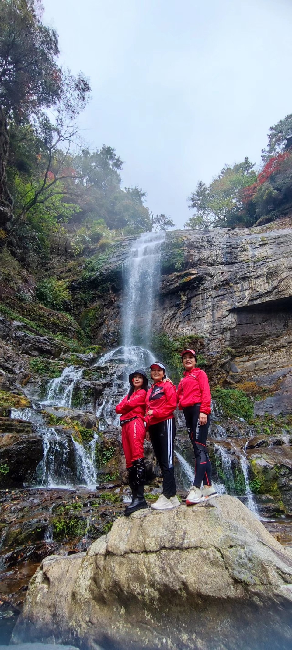 CZSMNiE-xpzCpdLxpP5zUAhLDr-3MvBiSOGjGJD2FUfEqp21pEe-itpCoTywuTvo