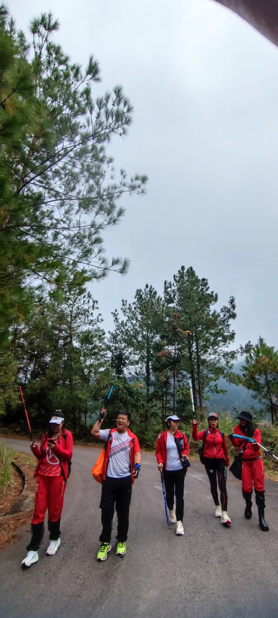 CZSMNiE-xpzCpdLxpP5zUPLuGj_B688P_GJDhf-mB0jm4N6smFbkp6M_w7Re5z3w