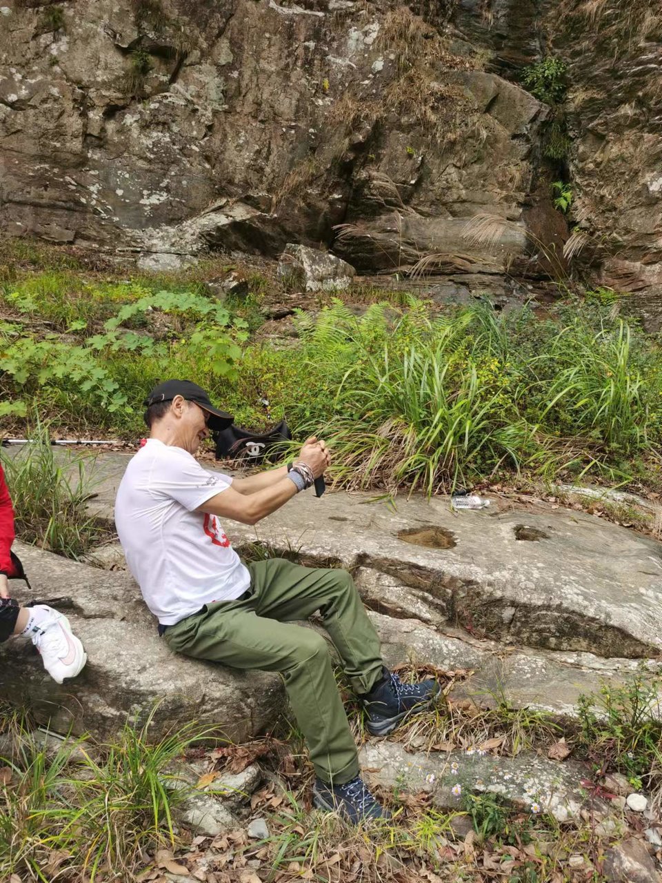 CZSMNiE-xpzCpdLxpP5zUHV7fVY_xXzfUhsNq3uHRVaRrx7wc0JUZXyxy-oz35mz