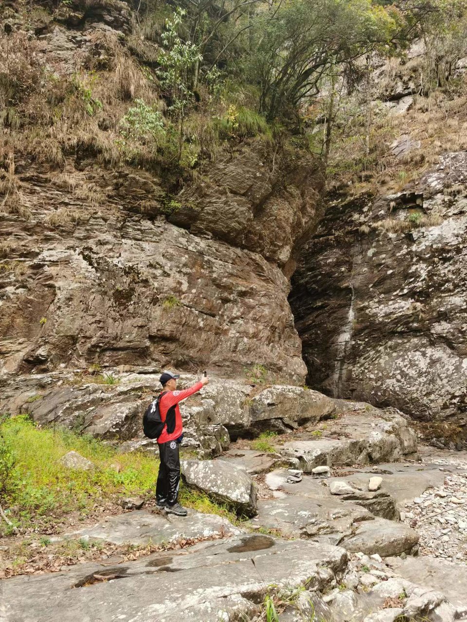 CZSMNiE-xpzCpdLxpP5zULYnJluIlaE3ySKoft-MPiwAfXe5x5gv31KvbkxkCqvs