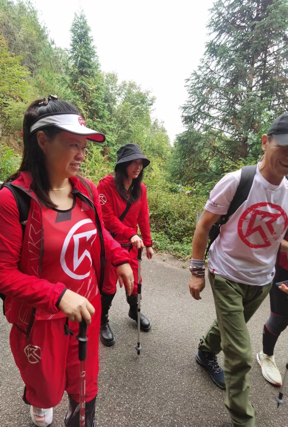 foDHQ0AdIykxxFJ5mumgMGvwczMCJF0Qr-5wedhxCrwXbccScju9H8kJL8V9S6Rt