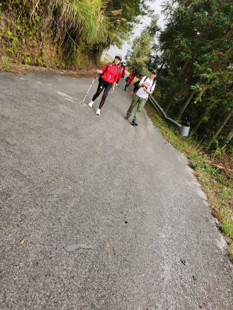 foDHQ0AdIykxxFJ5mumgMFgloogZiabMVt5kS7781ed3RJGPVkCZy7xURg4e7NV-