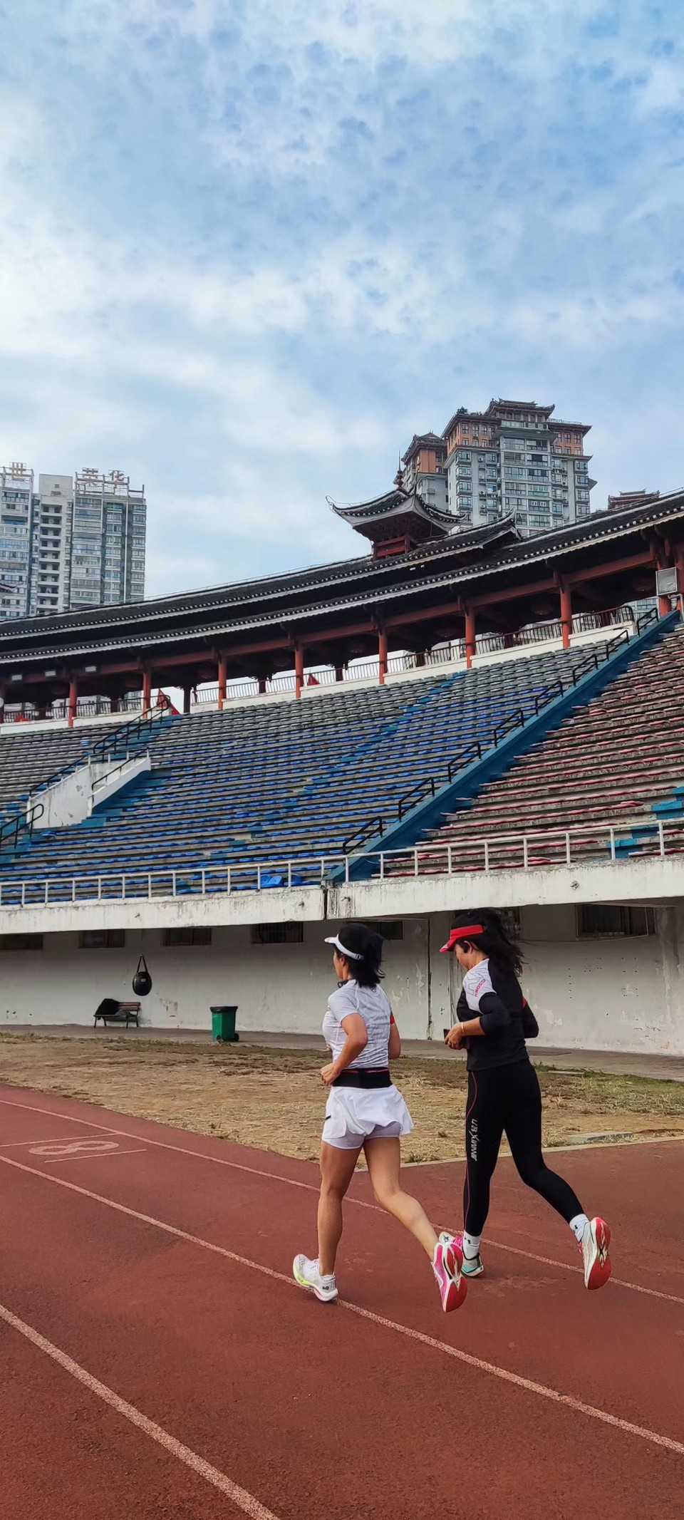 foDHQ0AdIykxxFJ5mumgMCmqzgdcEvFpJ5_NR4cow1dlXI2zFUYgjIsH-gGrgZuU