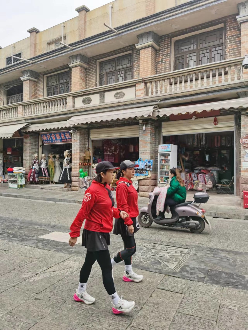 aftbsAg4Jwa-IpPM5APsby4U_vd_6PymW9rvn2BjTLk7-htsIewqy9xxNBw0Fl5V