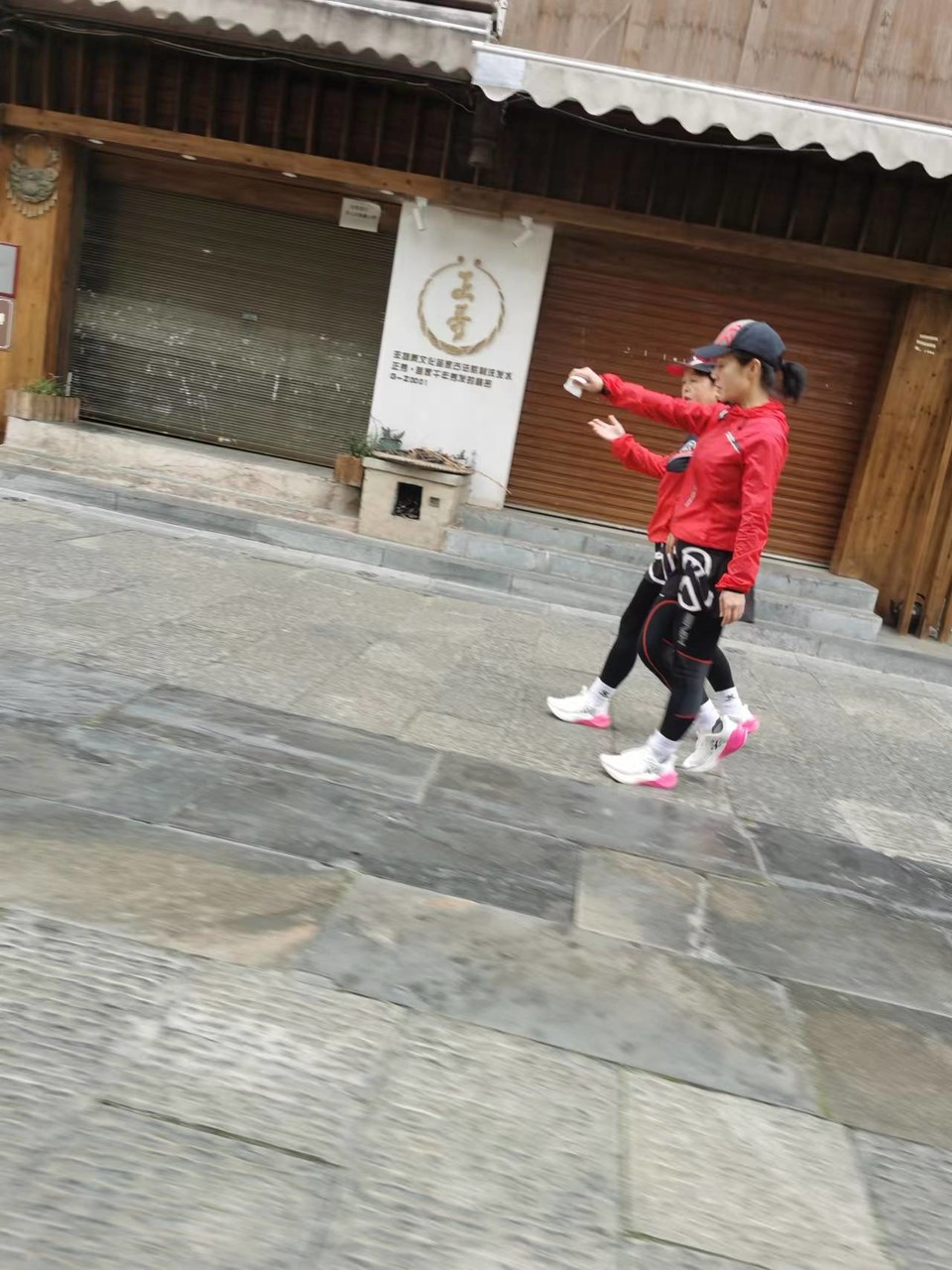 aftbsAg4Jwa-IpPM5APsb_oBcaY8GodbNonfG7eF7lEn2vY4YsMfE5WVUZQ4bK13