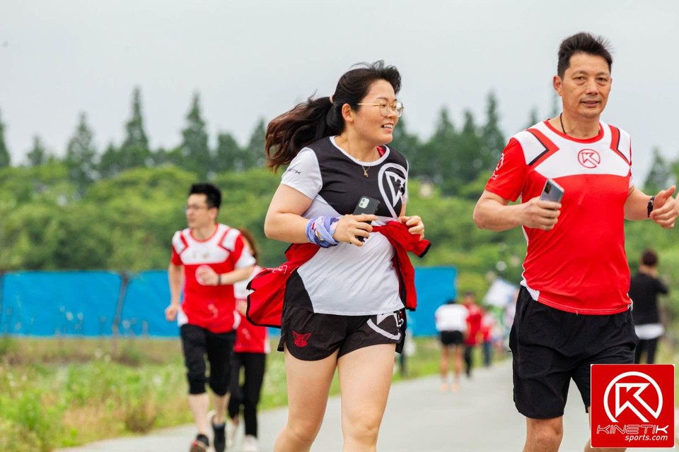 ACJ12JZR8YYAks0s-0B8I7jPF9SufBbQLYDnplVfAP1EKYFeae423VeVuY5HeHK1