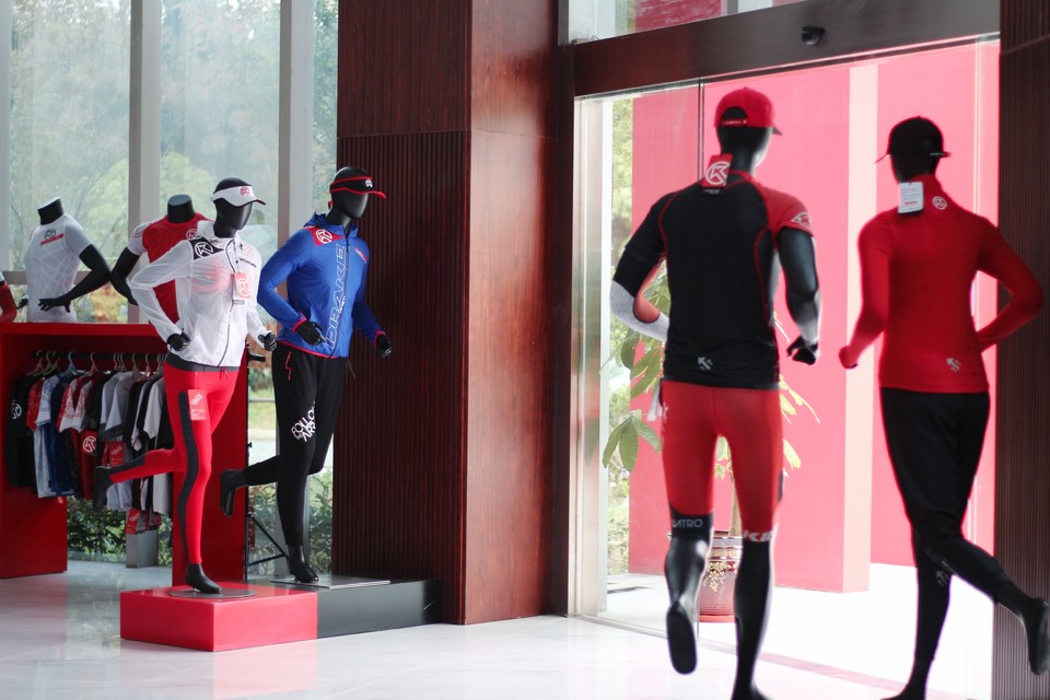 gVhamY6N9B0gr_goMXsObe57txUa6xBUAedYAWwJRJcxfVvfqM4U7eqeoMGQXrwR