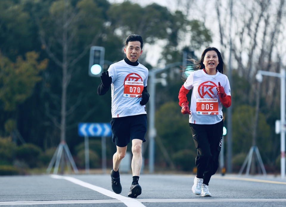 hc42C0Sji2fBNjI0-idbY2XlUv_qN-IMVfJS0Unb2juwwSntqgECQdUaceiCfKx0