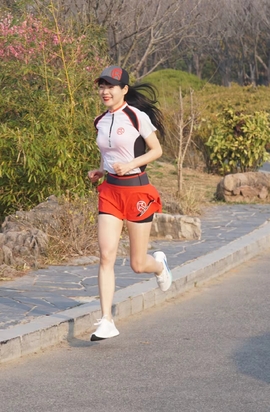 rORtz4XayvJitBONcgatR-iRWmB_ZnhGjNGwC3gbbbcPr88xNx7dsP7JH2gUNWA3