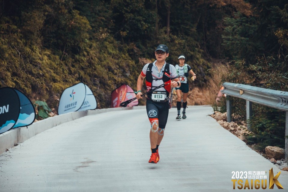 -YinF6gCTuWyFFE4srTqScC_HNBWWInoq_c1hjAKhm0aQII4AYv8QEIj1pGgWmsP