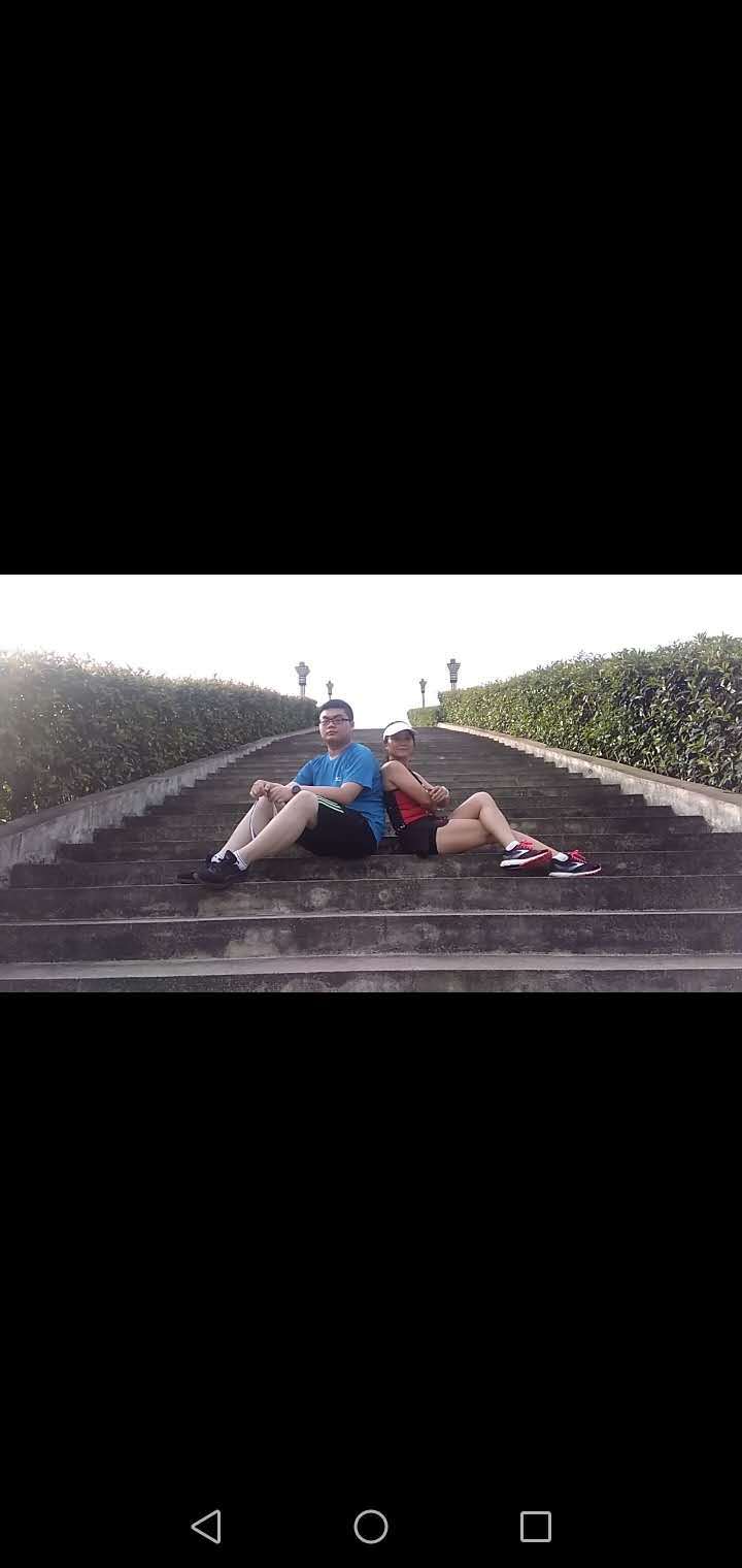 FVkw6qceTHFd_0gOObLPI_25u8EHAyJrhM48qwHUe55m5-rb92oZ5W47yUewSlVE