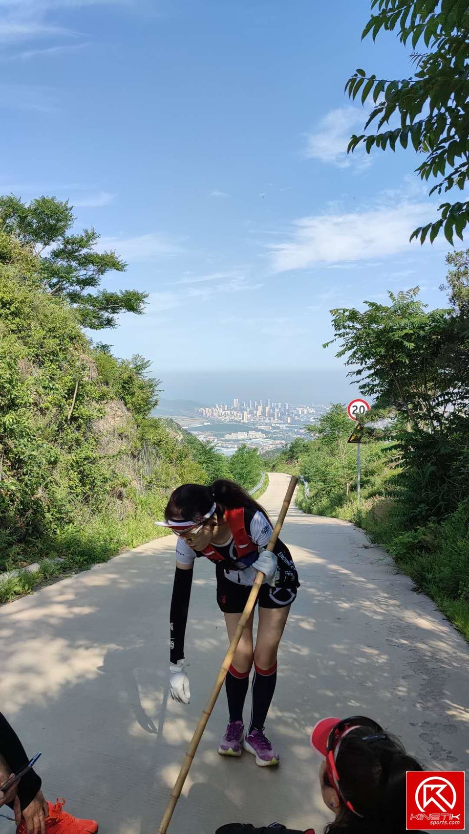 c4L6woLNsvrUXyHQze9qrQ_y-7P2vMDuVhAO0dD3hmxNrzTGj25Kxjxq470bZFxX