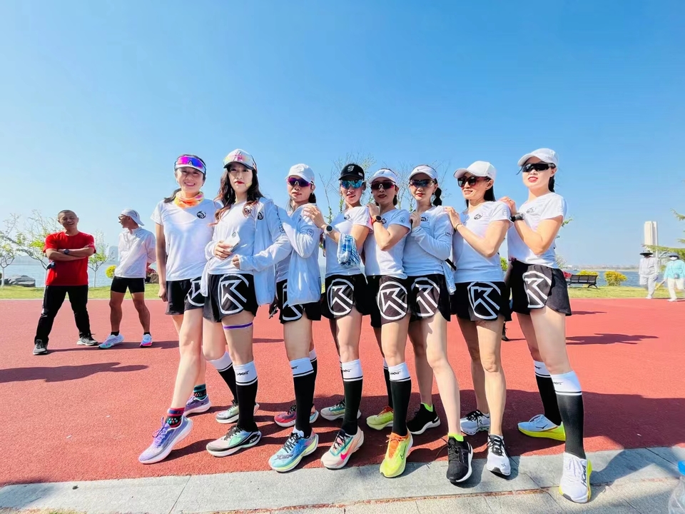 wuZnw0VU8WyceJ0iRAGBRLkselNmTwlBwDUQUXsOG_c9QTewl9g8EfgbolpXoByi