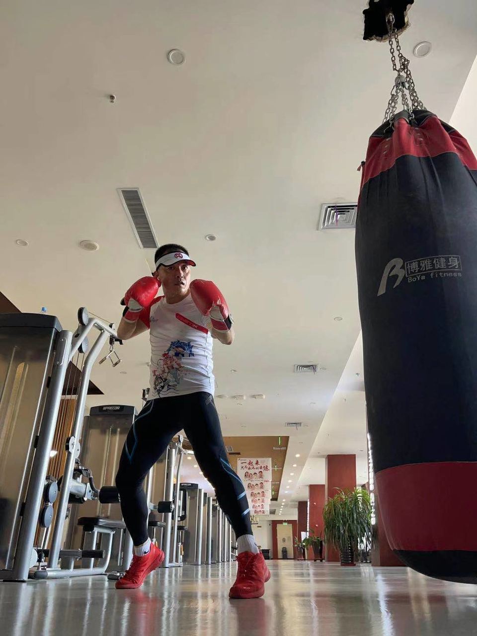 T5onr9EGvothcBpXKZSyCxHv7hXE0-6Kzdt8XjzzUlf5J4kJd5AxENrtbAuhweXj