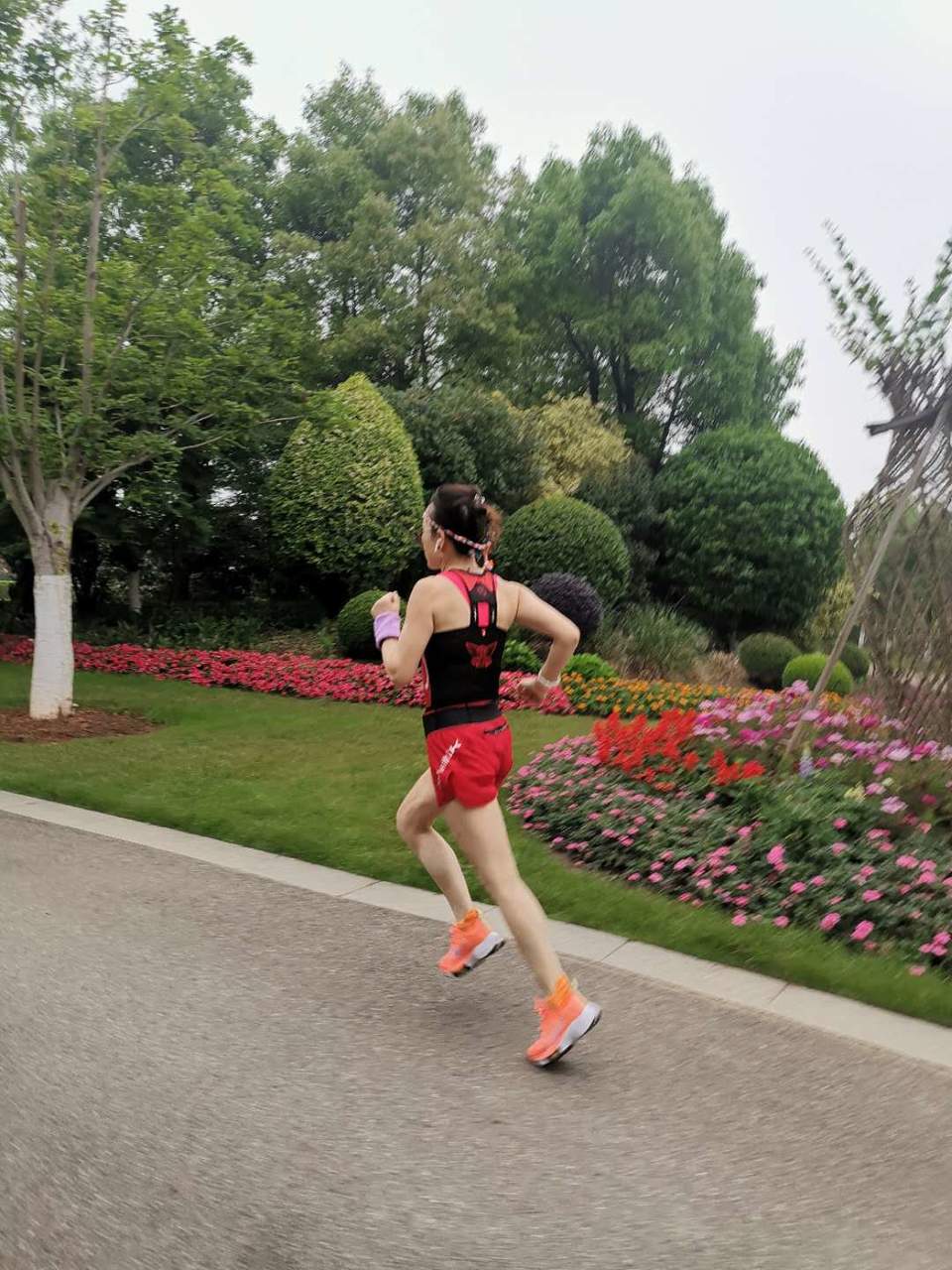 SWtp5HO1jRcbtD_zORRDz9bQeeddYgqaXrWUQNE-ywsmJg8uQQenPsWDJiJgF-Hy