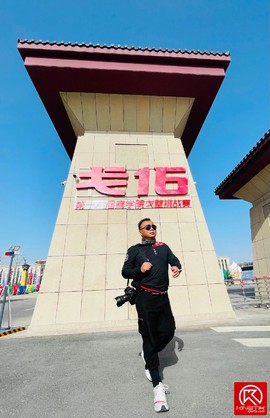 FFEBDF50-662A-40CB-8B25-FE6F34E1F0BF