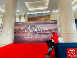 E911A939-10A2-4D7D-A22A-1606EB69B478