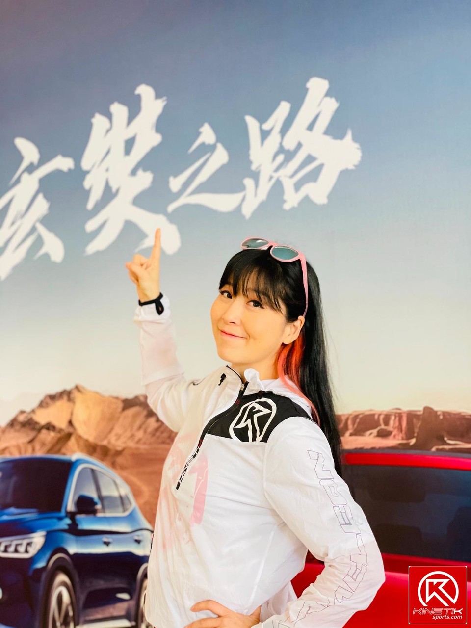 B956D935-55F9-4628-85A1-BE806A2901BC